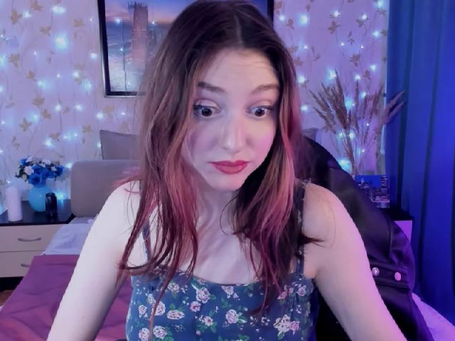 Live sex webcam photo for MadFrau #271454079