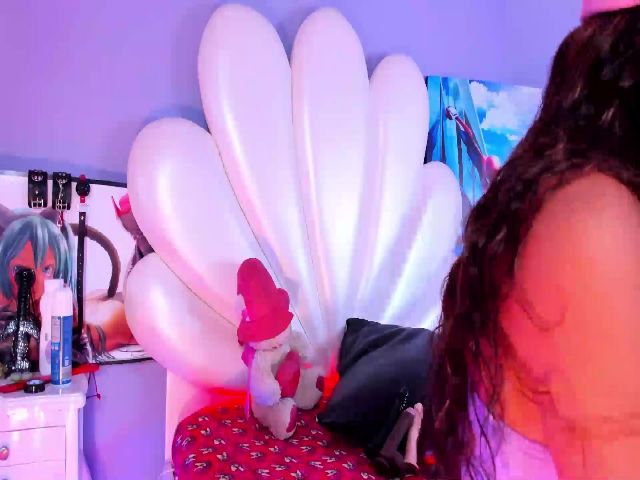 Live sex webcam photo for EvyanaKane #271459819