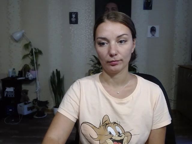 Live sex webcam photo for Emi_lywild #271457125