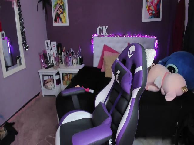 Live sex webcam photo for leah_pink #271461330