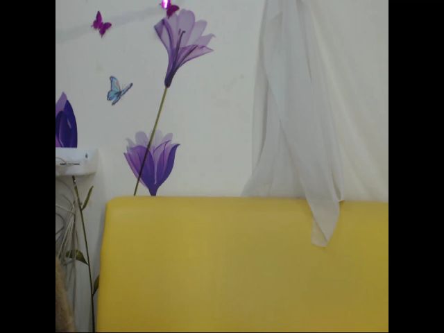 Live sex webcam photo for Likakisses #271455092