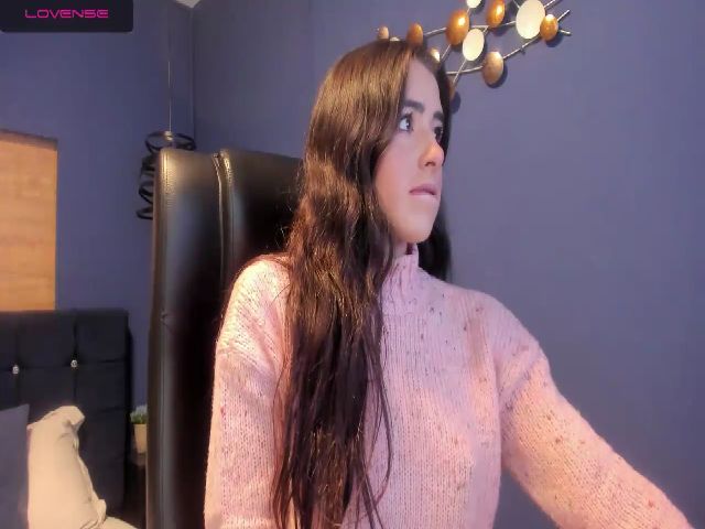Live sex webcam photo for Zoe_mill3r #271455309