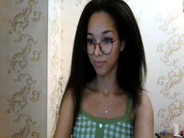 Live sex webcam photo for Carmel_Dee #271466410