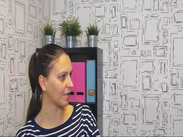 Live sex webcam photo for LadyOfTroy #271457755