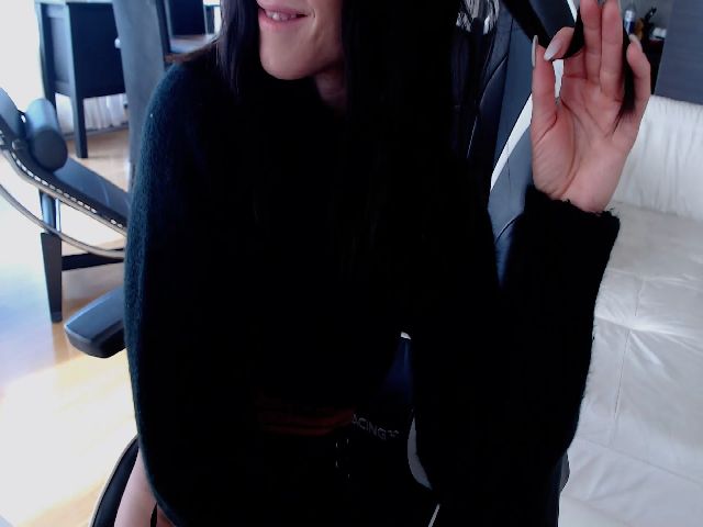 Live sex webcam photo for Karolynn #271462060