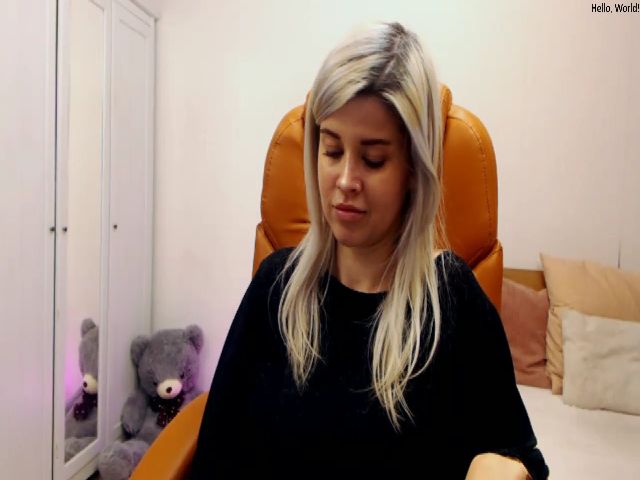 Live sex webcam photo for Arya_Jolie #271465093