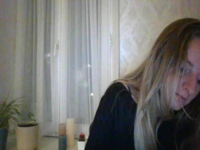 Live sex webcam photo for Goldi_lady #271461903