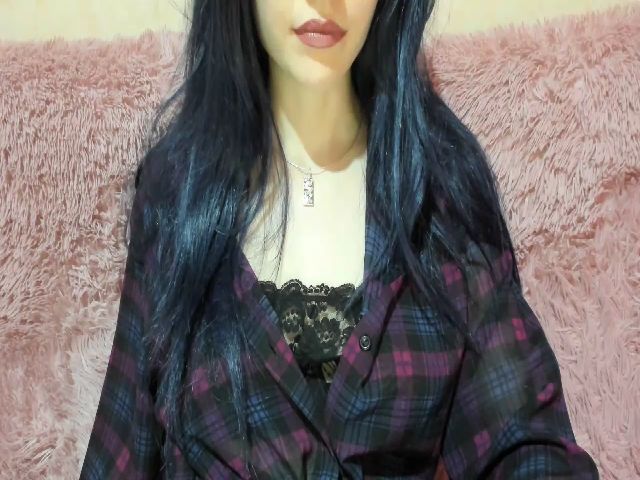 Live sex webcam photo for AlyssaQueen #271465875