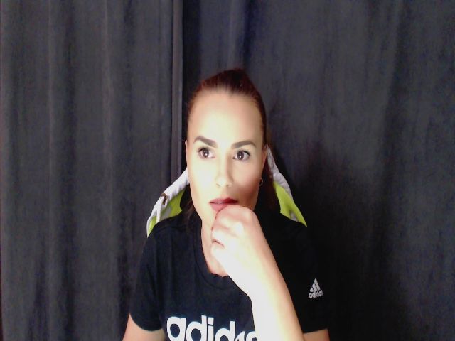 Live sex webcam photo for BonnyBonny #271464338