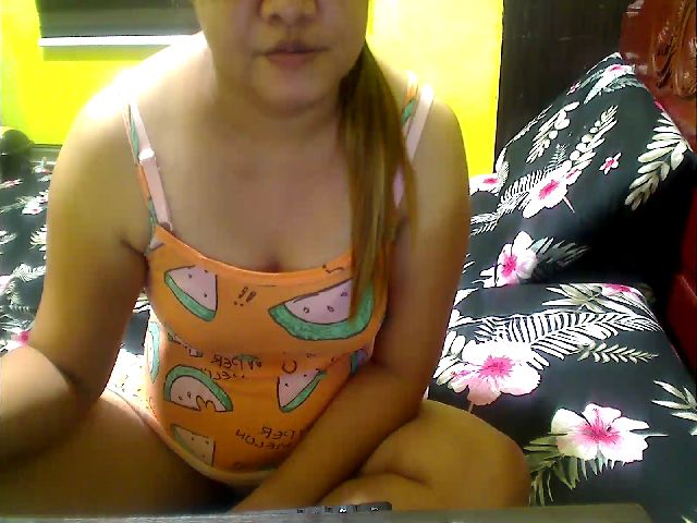 Live sex webcam photo for LiL_Spermaid #271455299