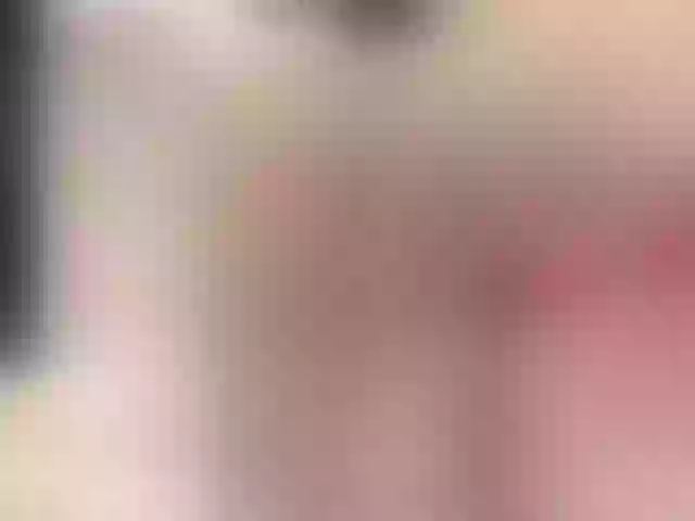 Live sex webcam photo for SophieSaenz #271463719