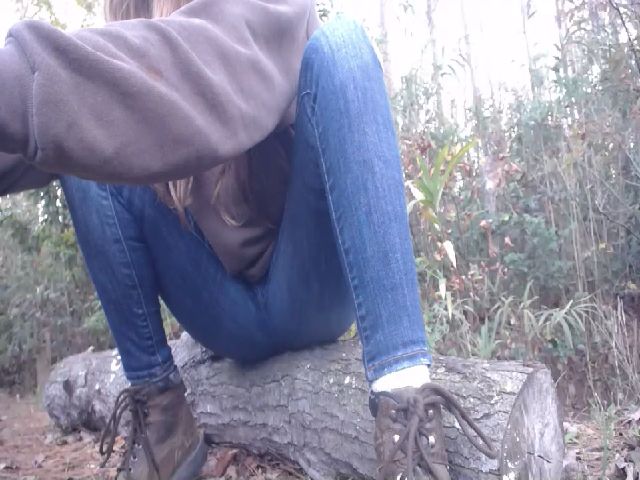 Live sex webcam photo for GirlOffGrid #271465826