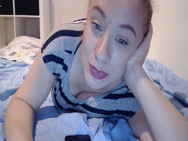 Live sex webcam photo for BodyNSol #271460316