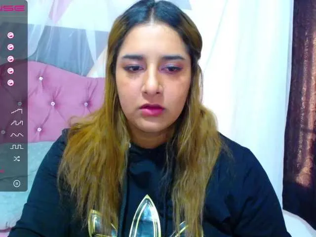 Live sex webcam photo for MelaniRice #271459347