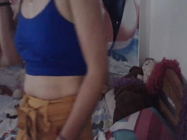 Live sex webcam photo for AnieHorny #271465801