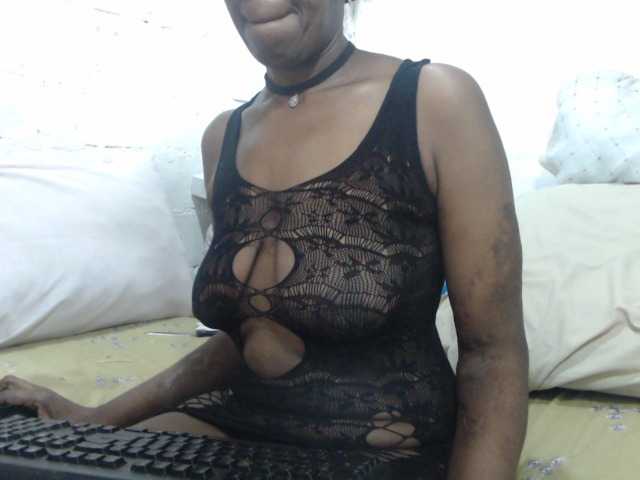 Live sex webcam photo for blackpearl51 #271463396