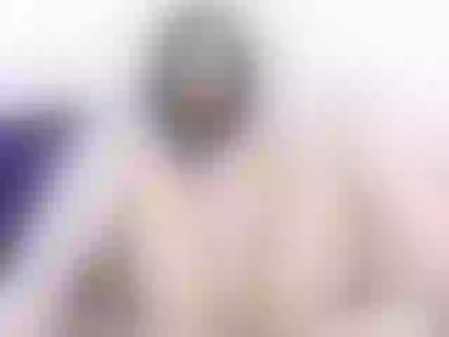 Live sex webcam photo for emilysuarez #271456467