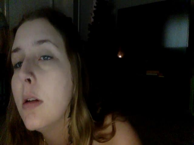 Live sex webcam photo for Blondebaby710 #271465474