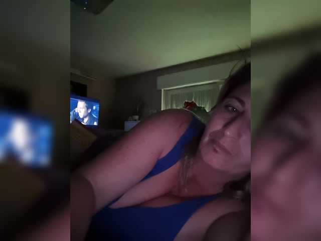 Live sex webcam photo for JennaDeluxe #288022519