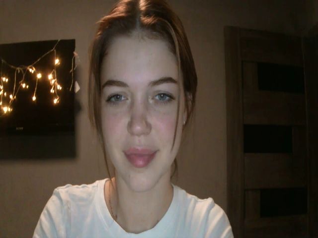 Live sex webcam photo for ShyBlonda #271461078