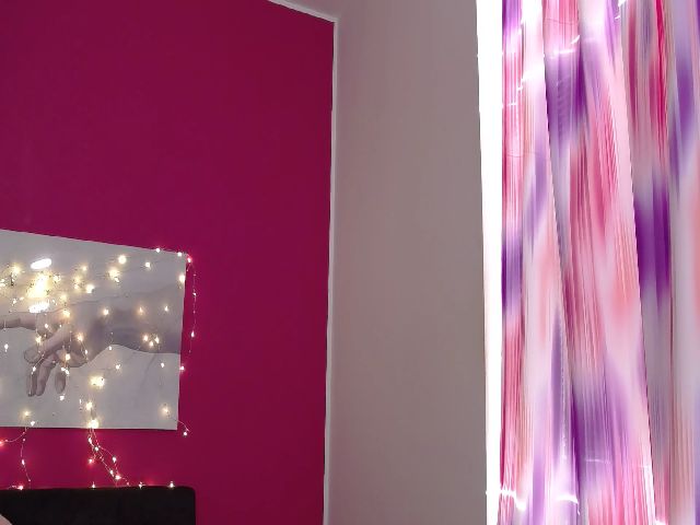 Live sex webcam photo for Eninvisble #271459978