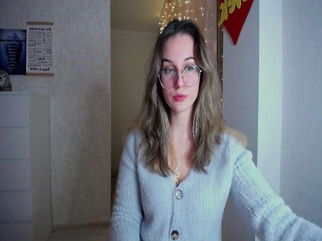 Live sex webcam photo for NewMellow #271466201