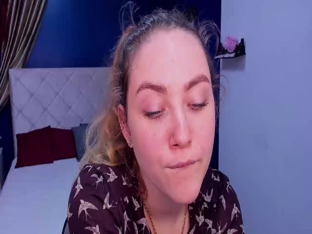 Live sex webcam photo for SeveiGold #271460577