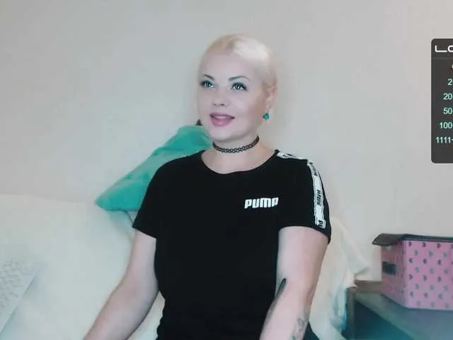 Live sex webcam photo for JewellFairy #271462591