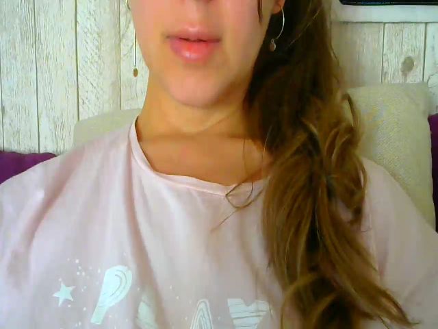 Live sex webcam photo for Kimmy_Jane #271457619