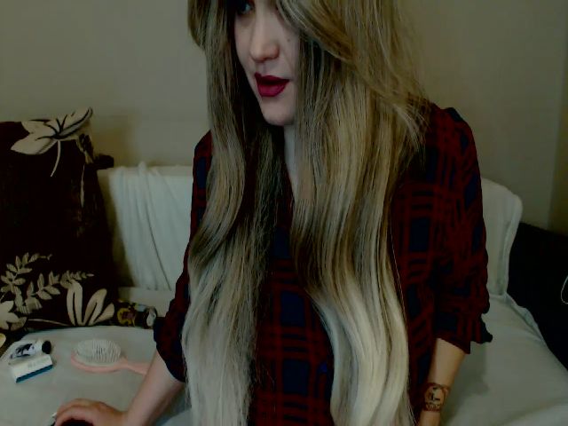 Live sex webcam photo for Pulpy_peach #271454468