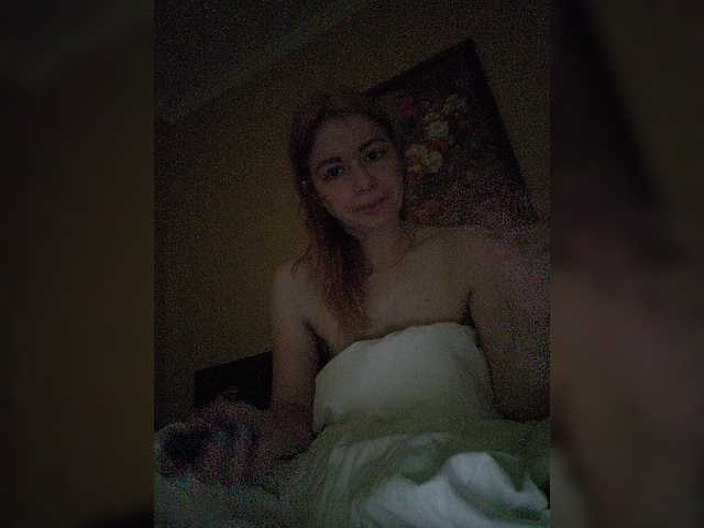 Live sex webcam photo for 17Alisa1717 #271456324