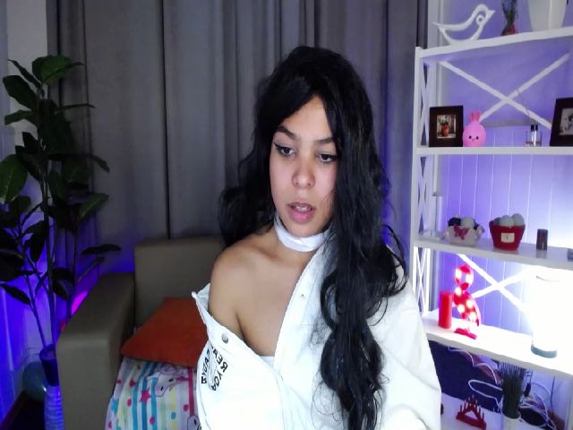 Live sex webcam photo for AnnyBrooks #271458401