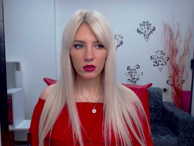 Live sex webcam photo for Aurora5 #271456782