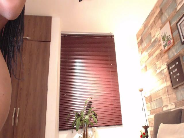 Live sex webcam photo for Brenda_Nova #271464864