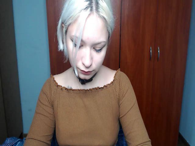 Live sex webcam photo for AnnetLansy #271454759