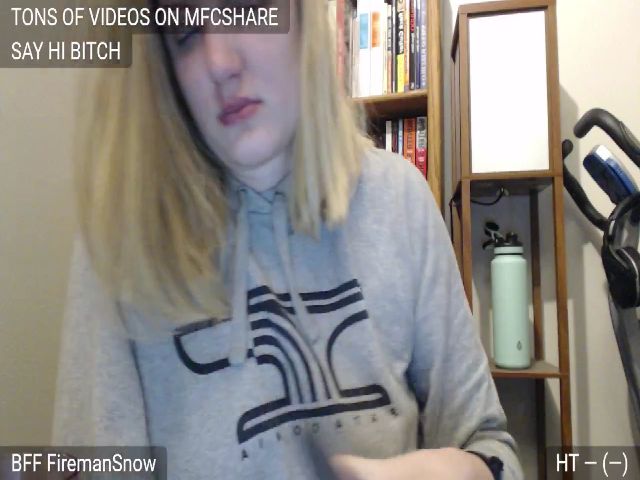 Live sex webcam photo for Kate_Snow #271461897