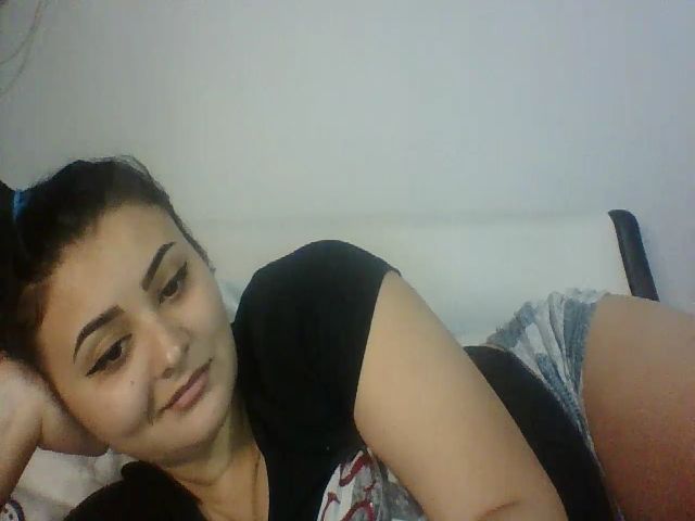 Live sex webcam photo for NicolleMora #271464671