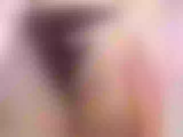Live sex webcam photo for MilkMilkee #271471364