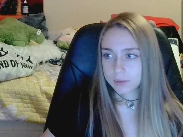 Live sex webcam photo for bubblybubbles #271474405