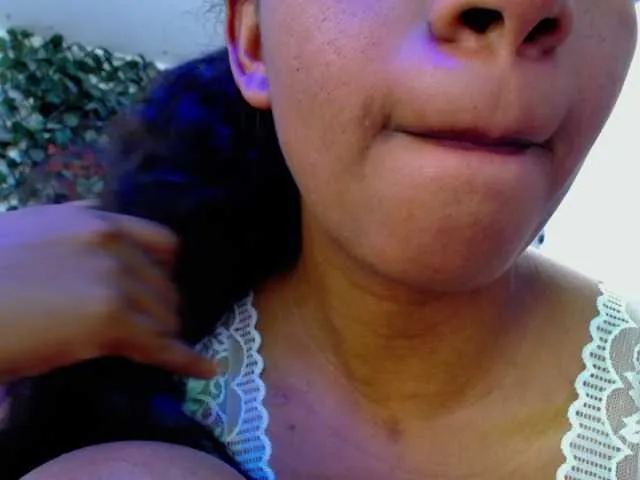 Live sex webcam photo for Ellie-Alves #271479620