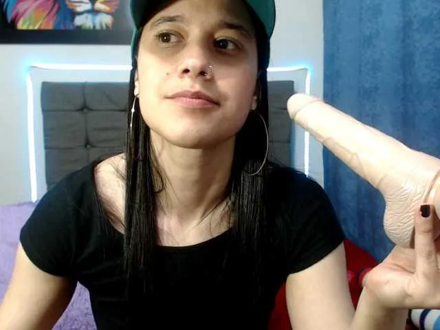 Live sex webcam photo for hannandbriana #271468320