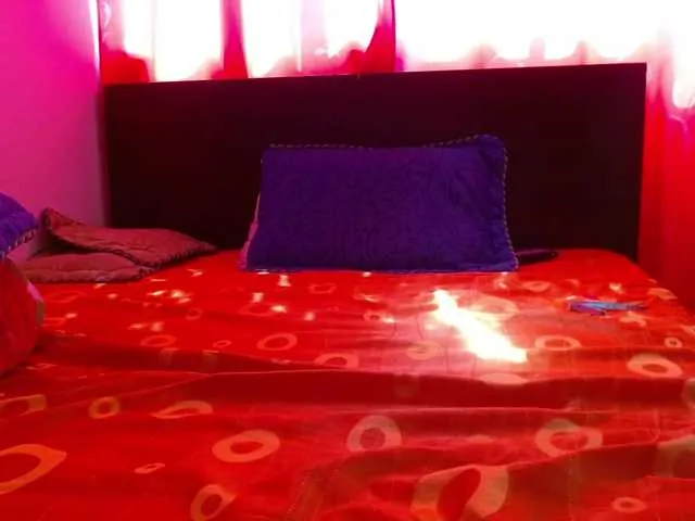 Live sex webcam photo for Daizy-cooper #271479194