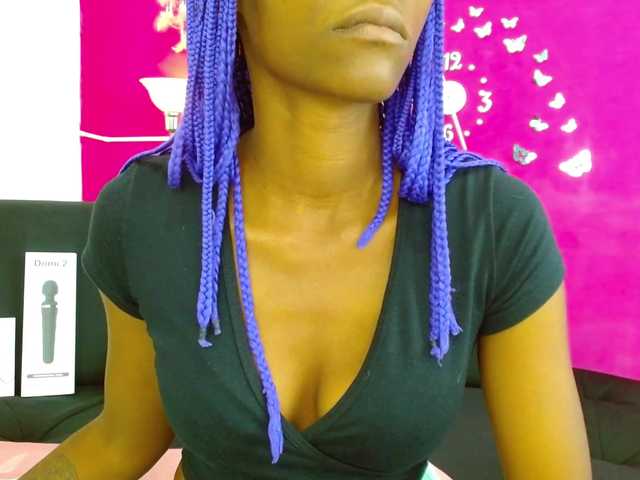 Live sex webcam photo for -UMAWILLIAMS #271475090