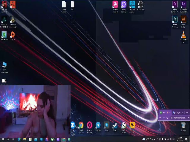 Live sex webcam photo for YumiBelle #271480812