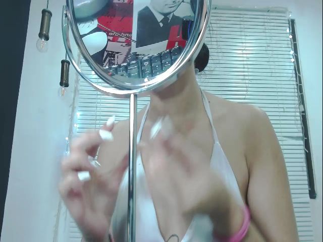 Live sex webcam photo for ShenLong3 #271480876