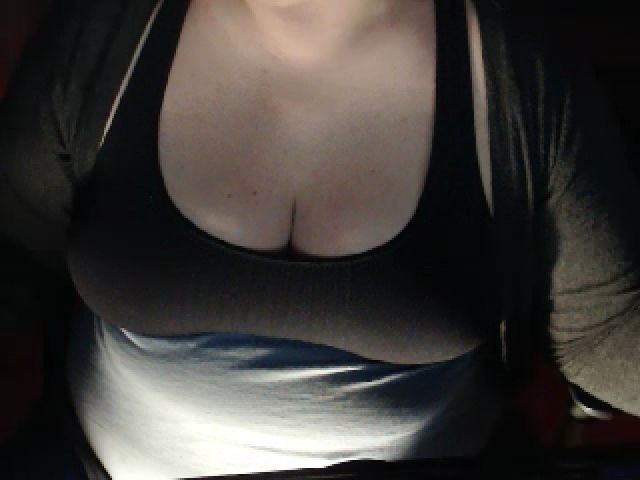 Live sex webcam photo for XMayaxxx #271481160