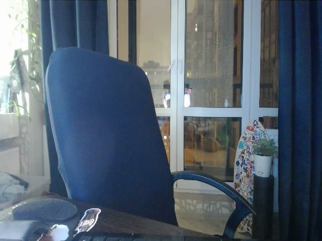 Live sex webcam photo for Angie_Wild #271481086