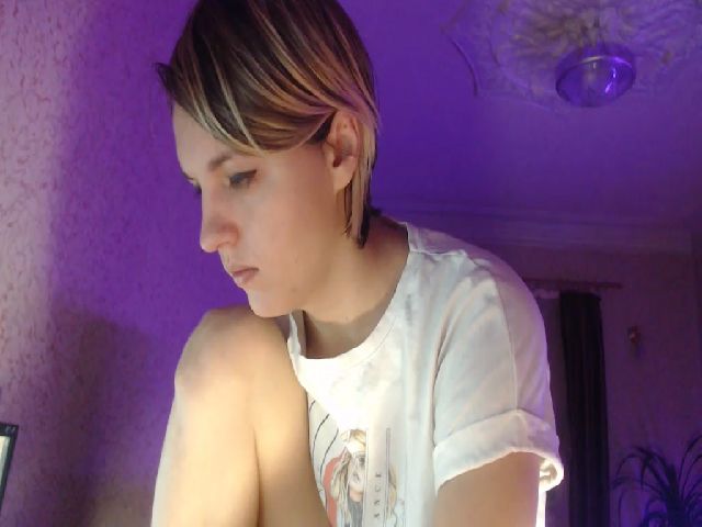 Live sex webcam photo for Babymur #271482457