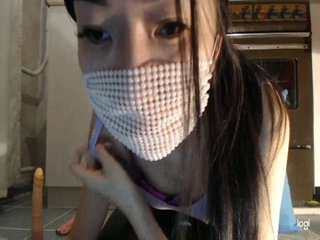 Live sex webcam photo for AsaGold #271469273