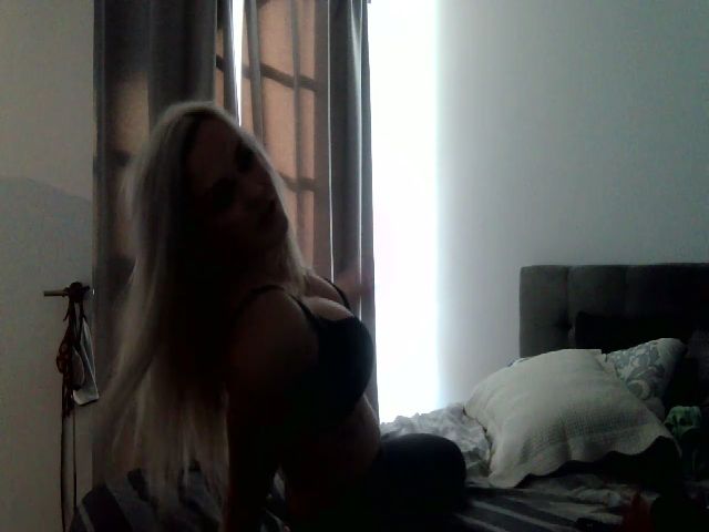 Live sex webcam photo for LexiiRice #271477706